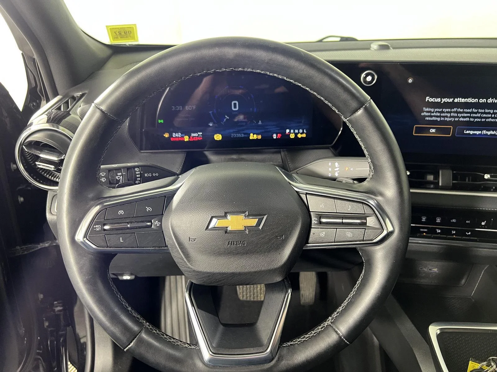 Used 2025 Mosaic Black Metallic Chevrolet LT image 23