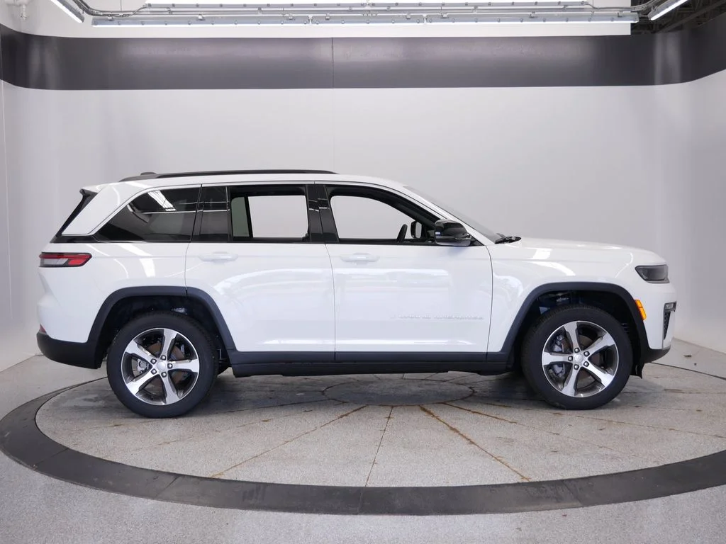 New 2026 Bright White Clearcoat Jeep Limited image 7