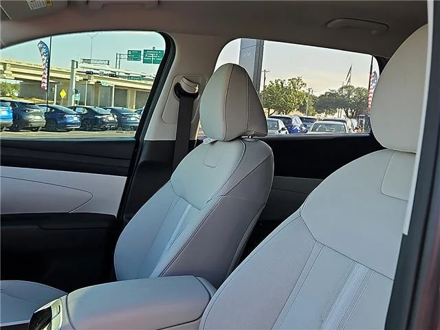 New 2026 Ecotronic Gray Hyundai SEL image 10