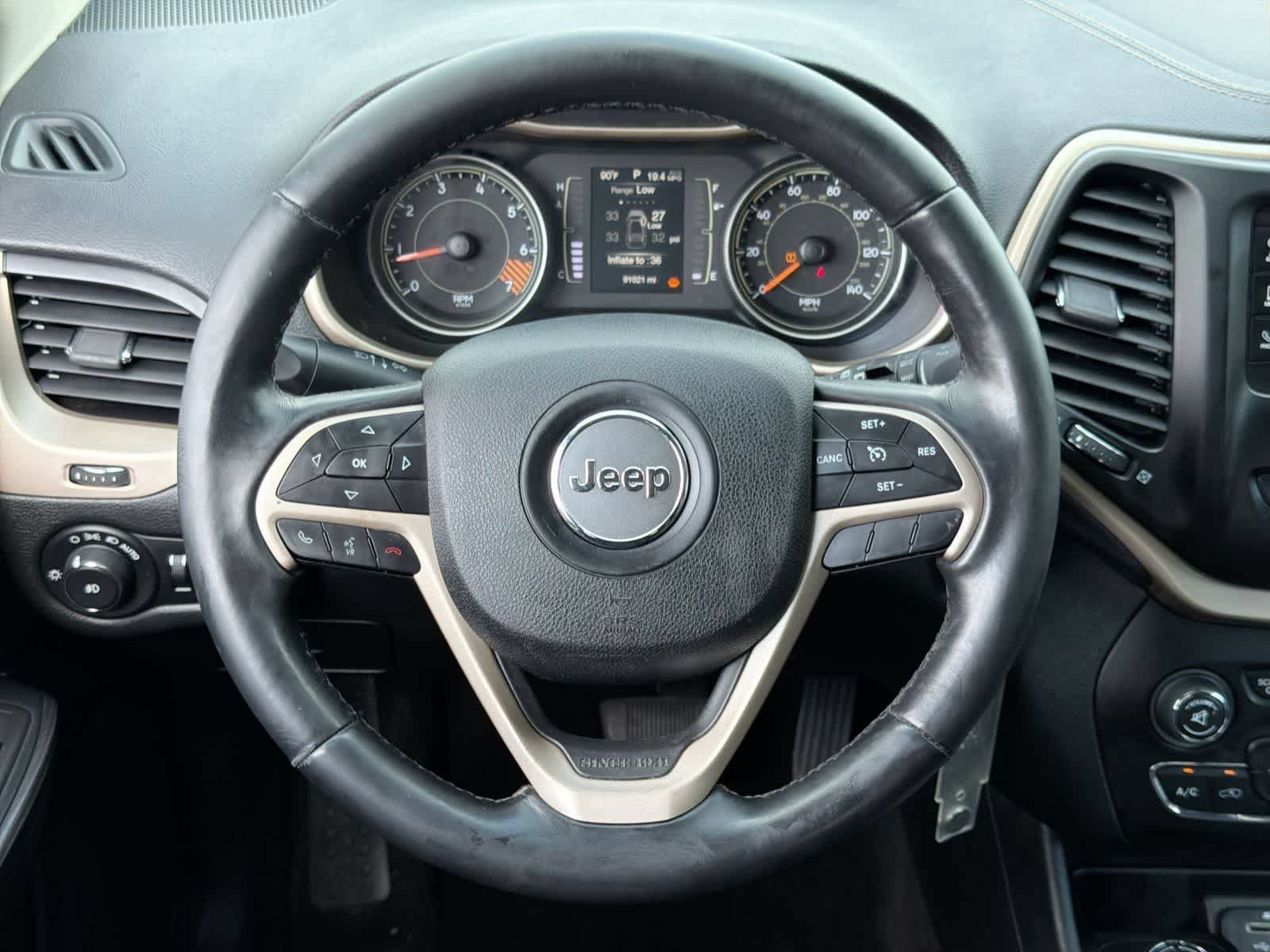 Used 2015 Deep Cherry Red Crystal Pearlcoat Jeep Latitude image 23