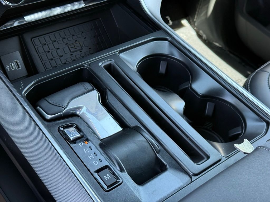 New 2026 Avalanche Ford Platinum® image 12
