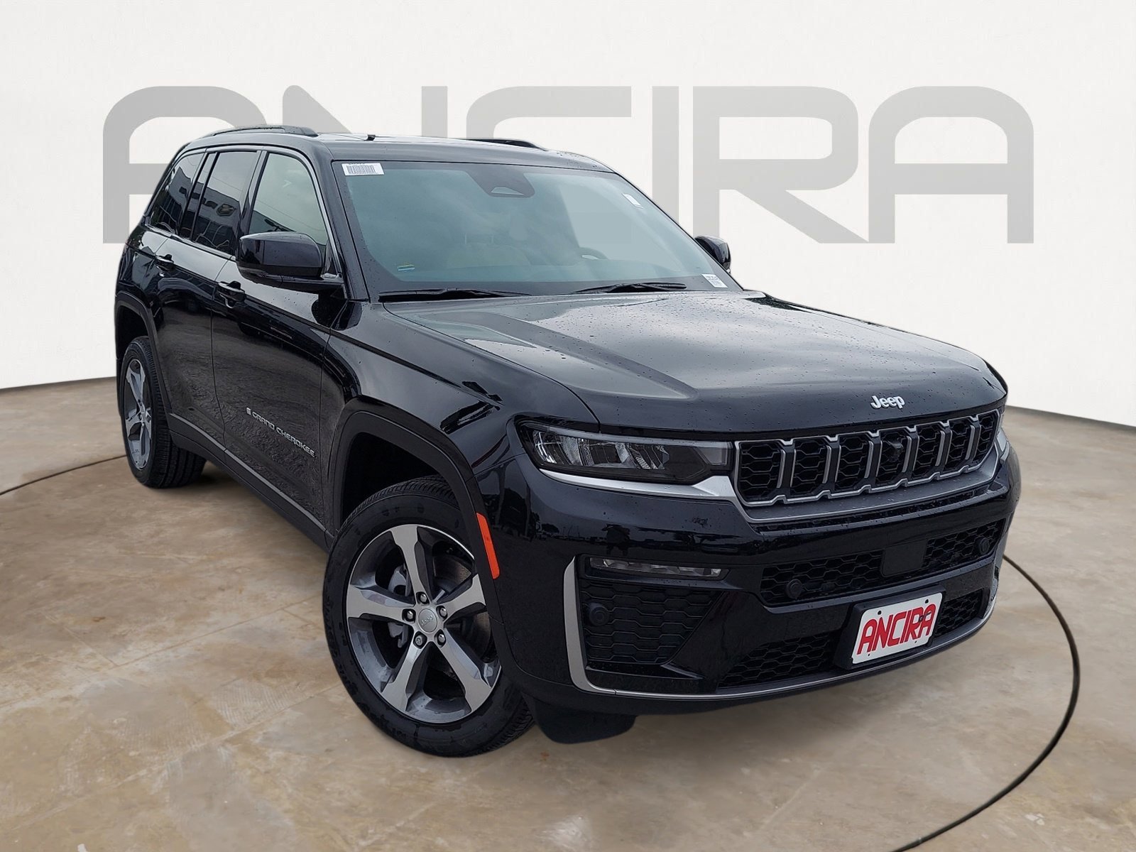 New 2026 Diamond Black Crystal Pearlcoat Jeep Limited image 4