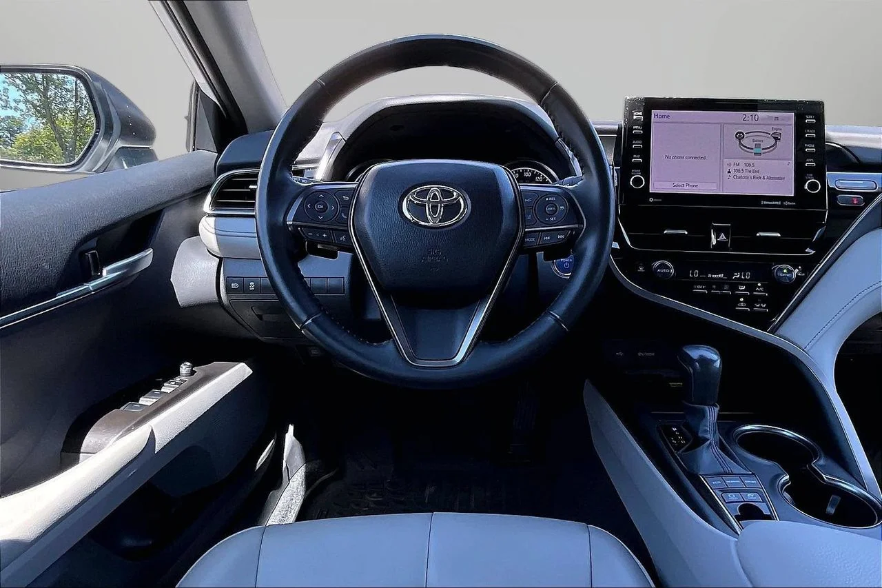 Used 2024 White Toyota SE image 11