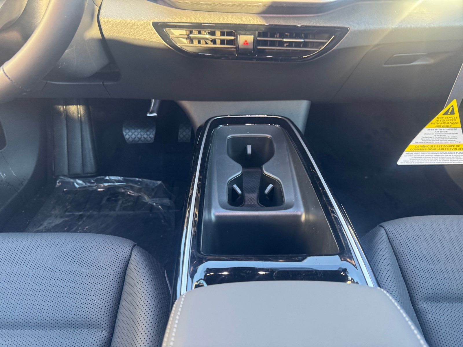 New 2026 Silver-Mist Volkswagen Pro S image 11