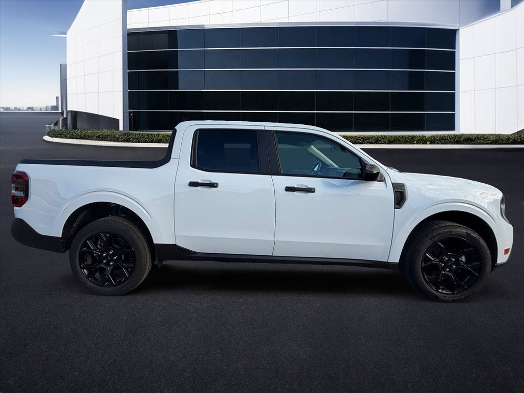New 2026 Oxford White Ford XLT image 4