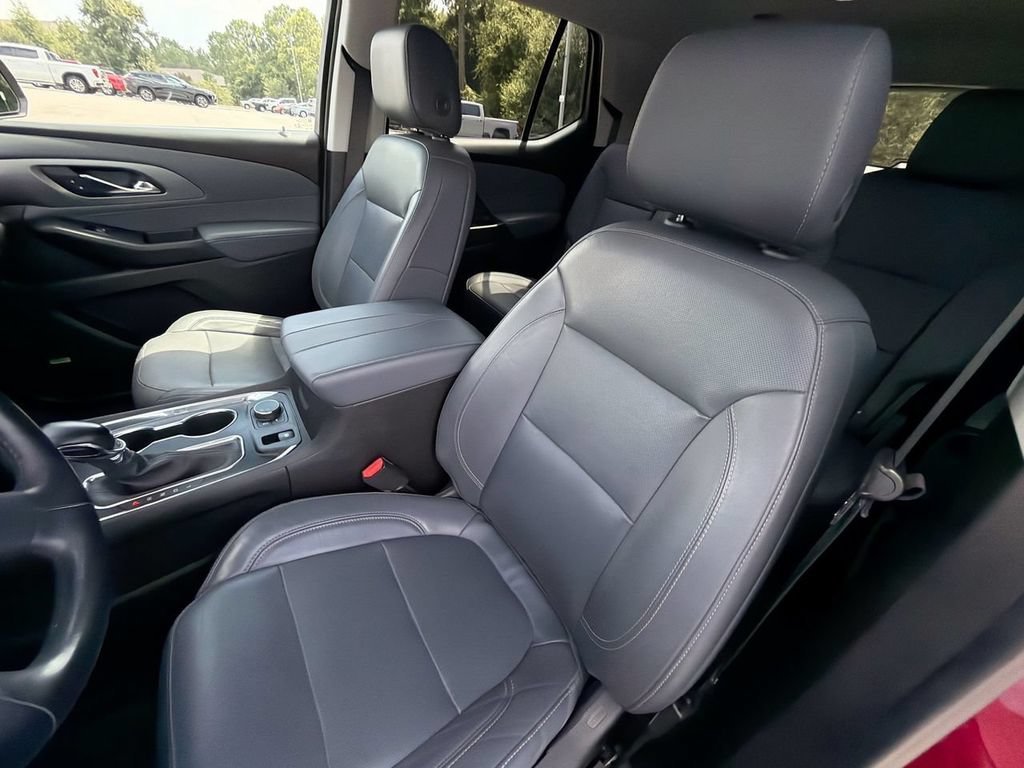 Used 2021 CAJUN RED TINTCOAT Chevrolet Premier image 19