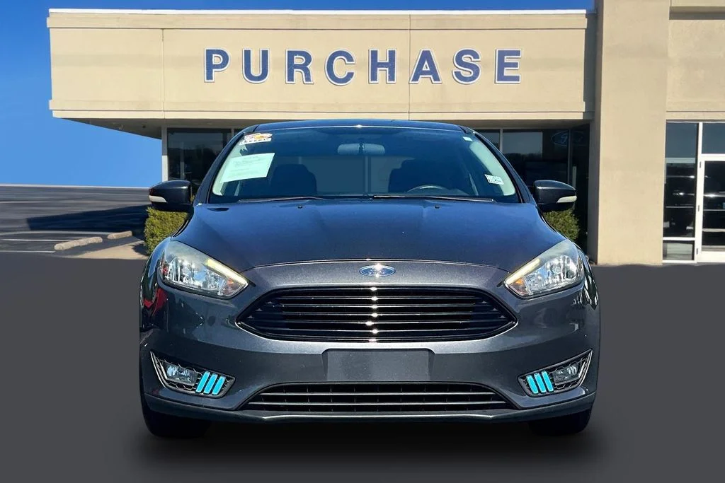 Used 2017 Ford Focus SE with VIN 1FADP3FE0HL208381 for sale in Mayfield, KY