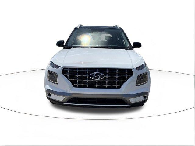 New 2026 Lunar White w/Black Roof Hyundai SEL w/Two-Tone Roof image 8
