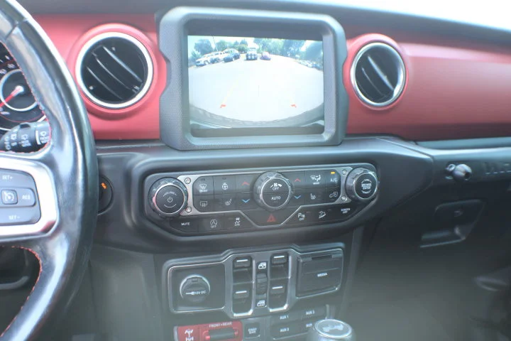 Used 2020 Gray Jeep Rubicon 4x4 image 12