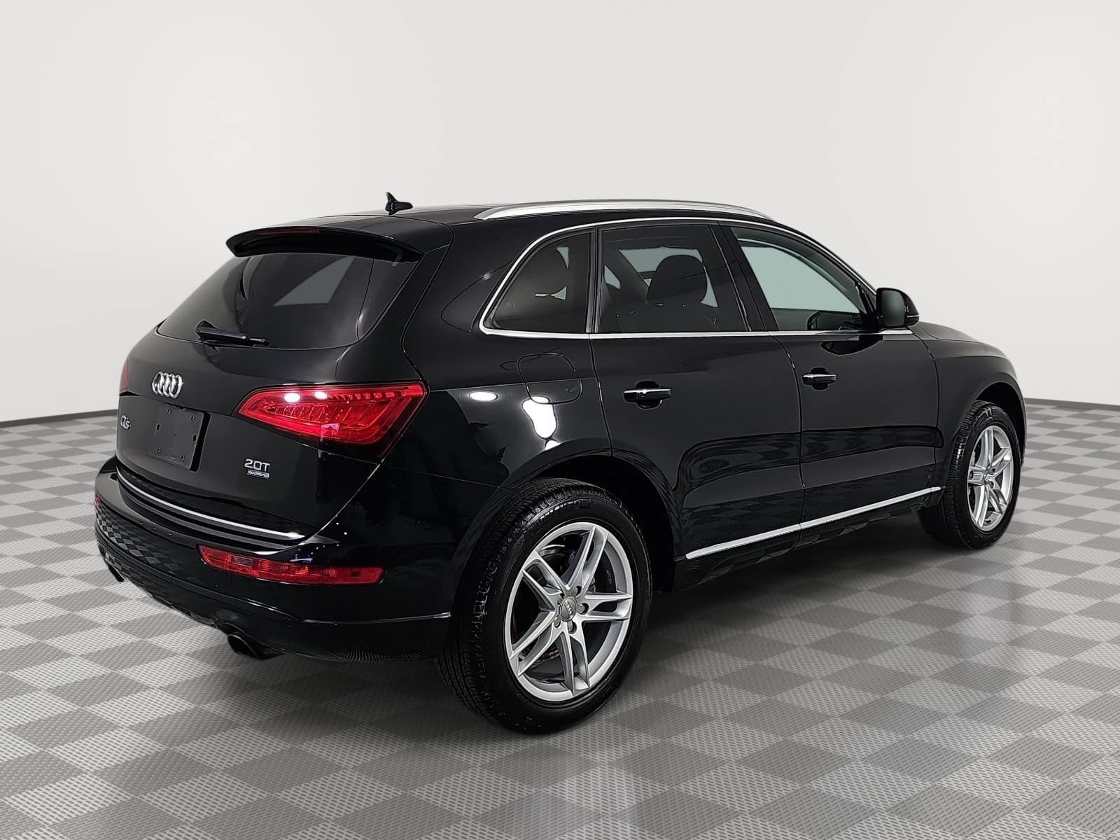 Used 2017 Black Audi 2.0T Premium Plus image 8