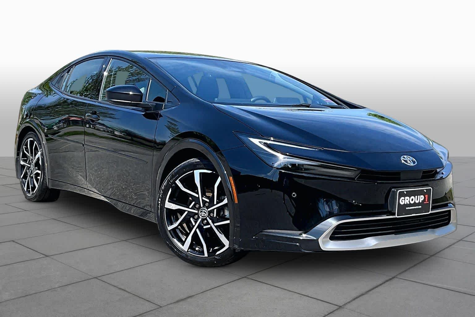 Used 2023 Midnight Black Metallic Toyota XSE Premium image 3