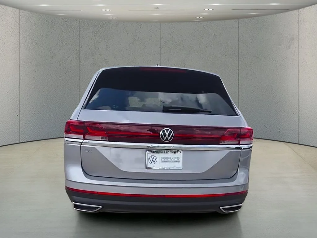 New 2026 Silver Volkswagen 2.0T SE image 36