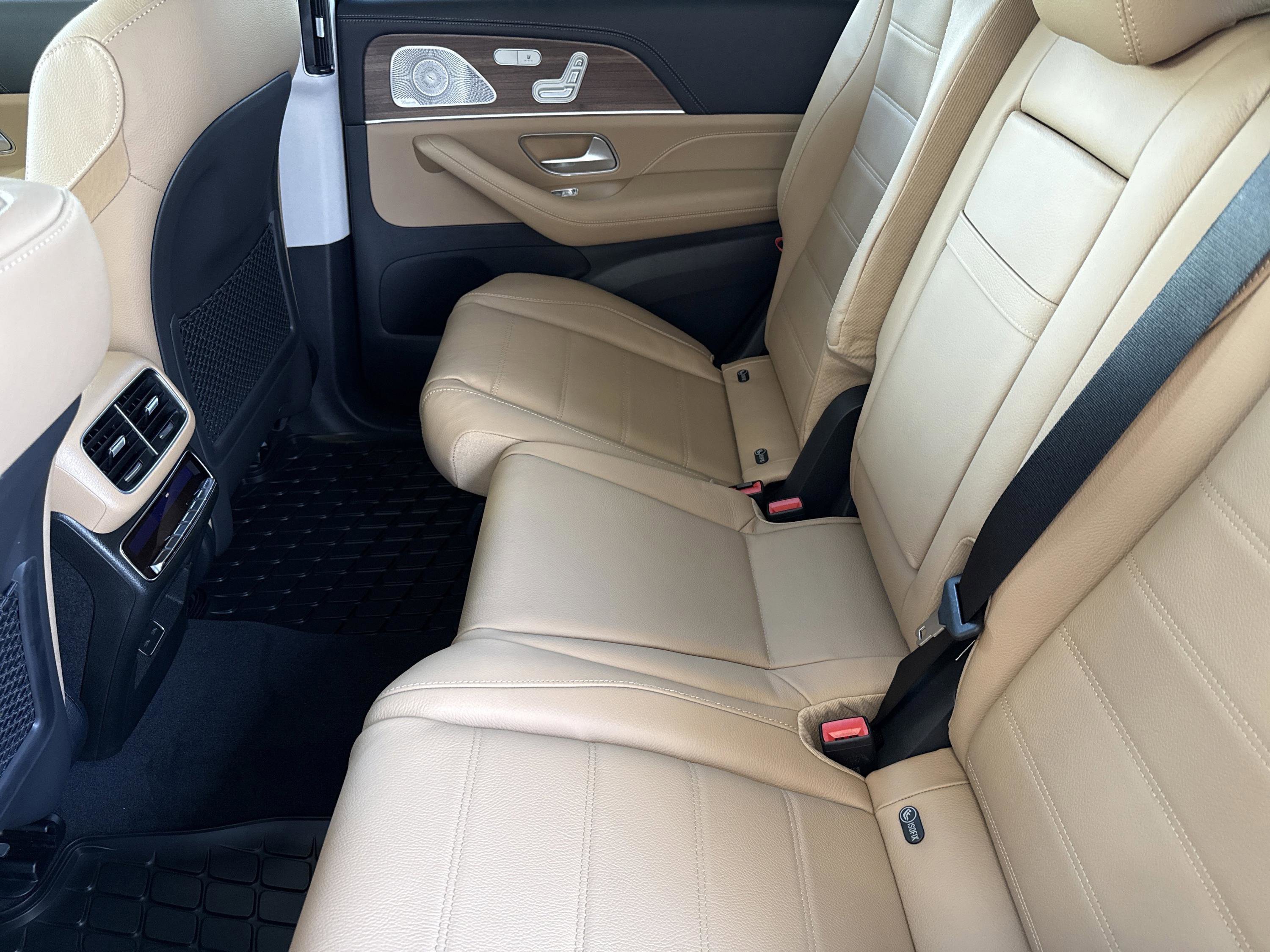 Certified Used 2026 Polar White Mercedes-Benz GLS 450 image 32