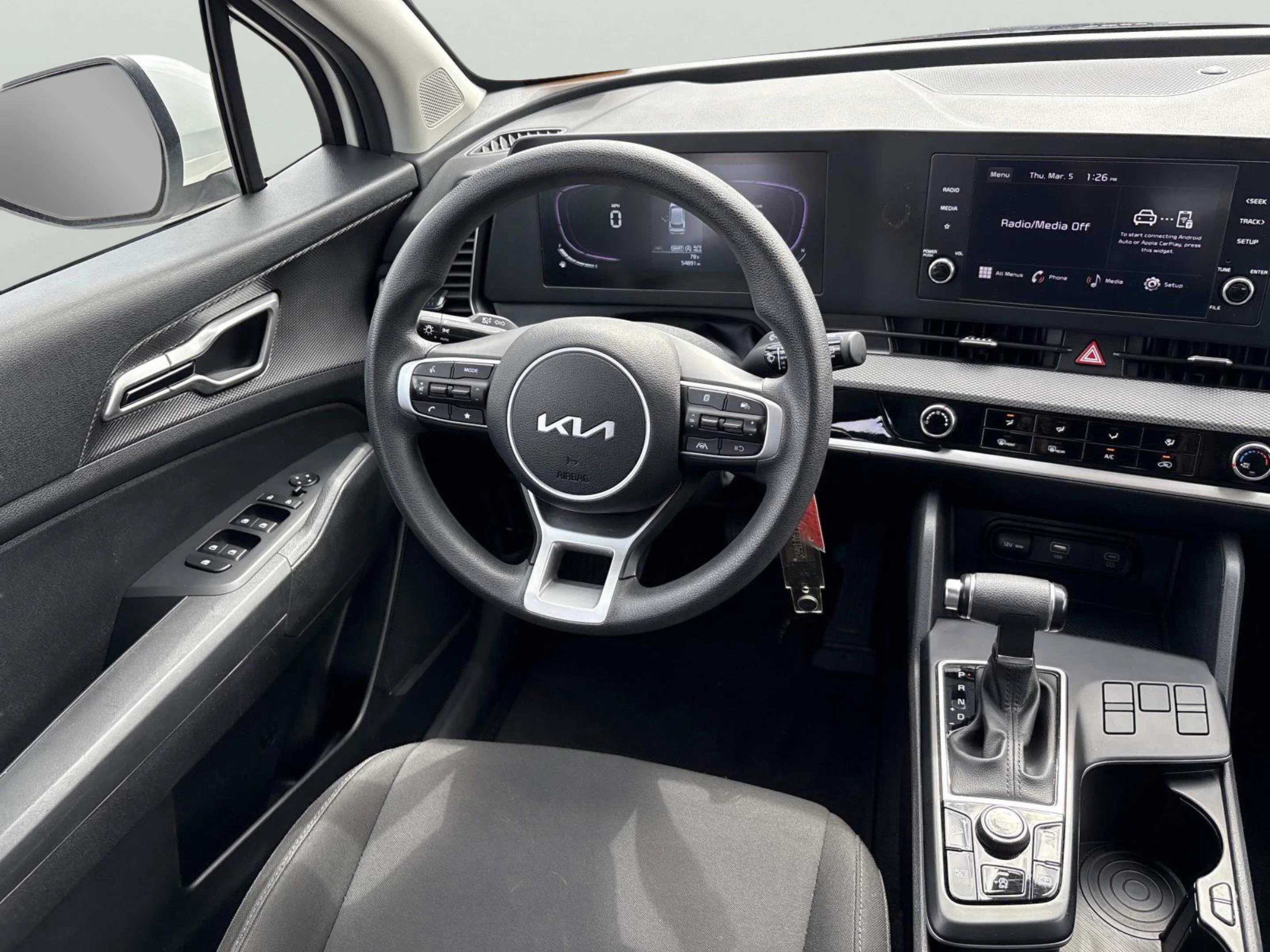 2024 Kia Sportage LX - Photo 13
