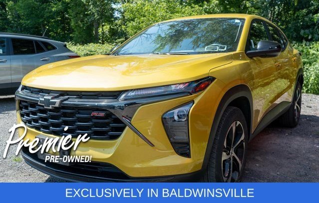 Used 2024 Yellow Chevrolet 1RS image 1