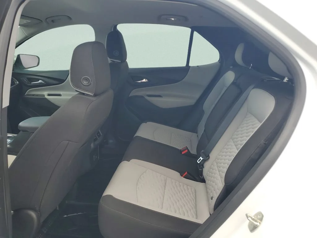 Used 2020 SUMMIT WHITE Chevrolet LT image 10