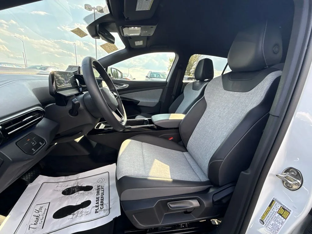 Certified Used 2024 Pure White Volkswagen Standard image 37