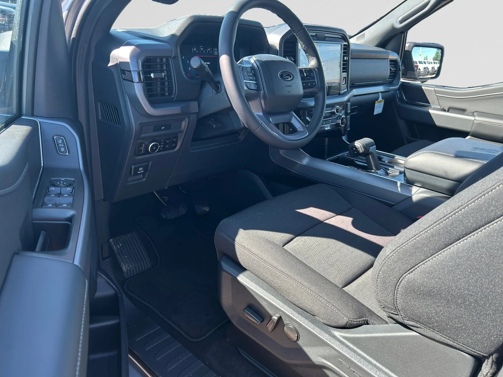 New 2026 Iconic Silver Metallic Ford XLT image 13