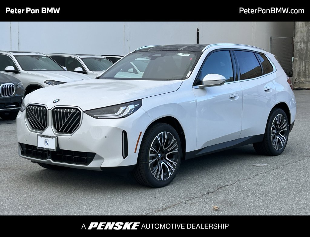 New 2026 Mineral White Metallic BMW 30 xDrive image 1