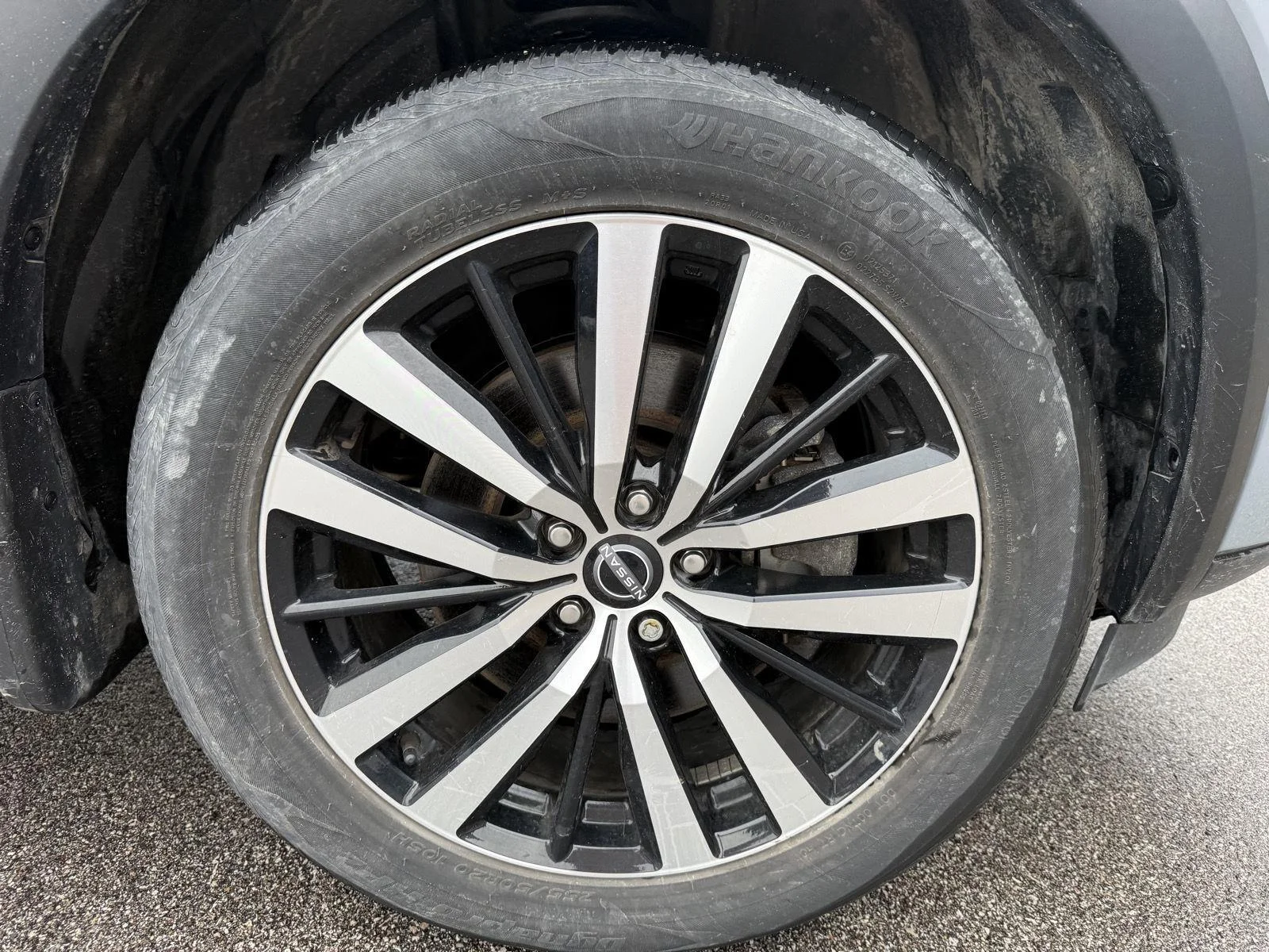Used 2024 BLUE NISSAN PLATINUM 4WD image 15