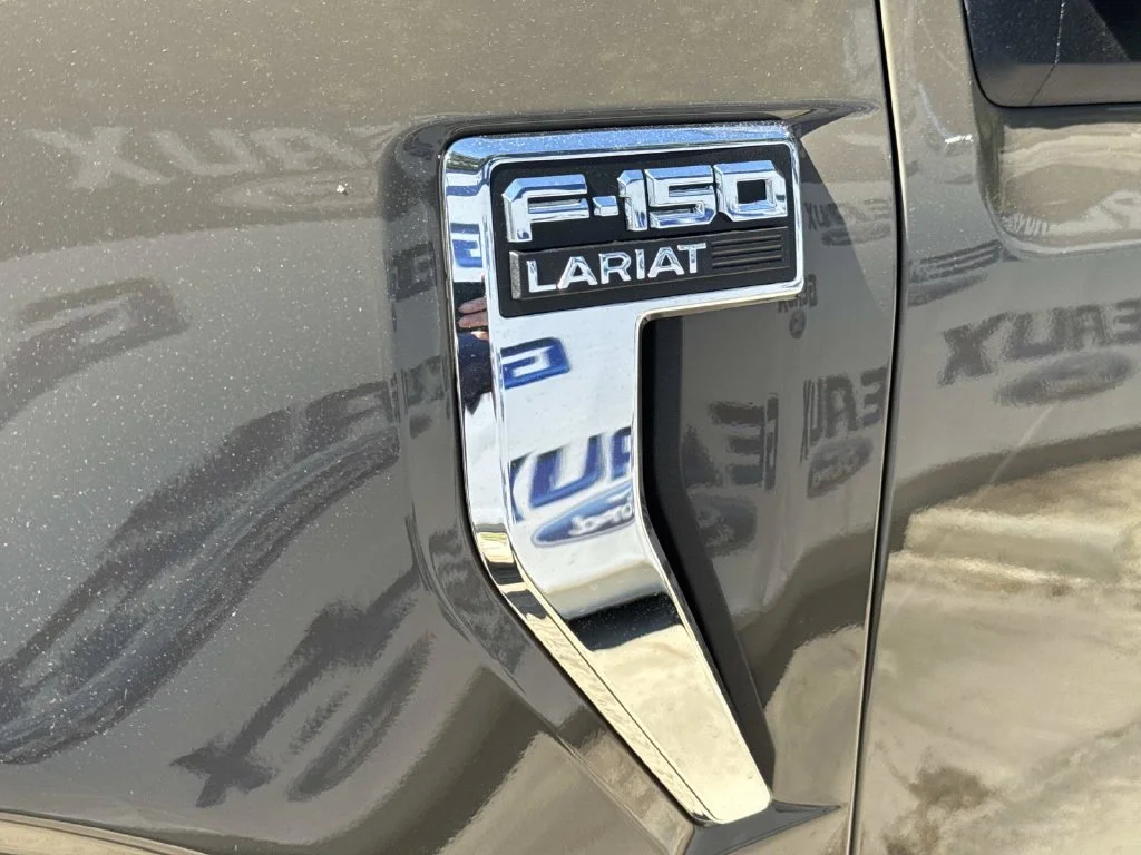 New 2026 Gray Ford Lariat image 9