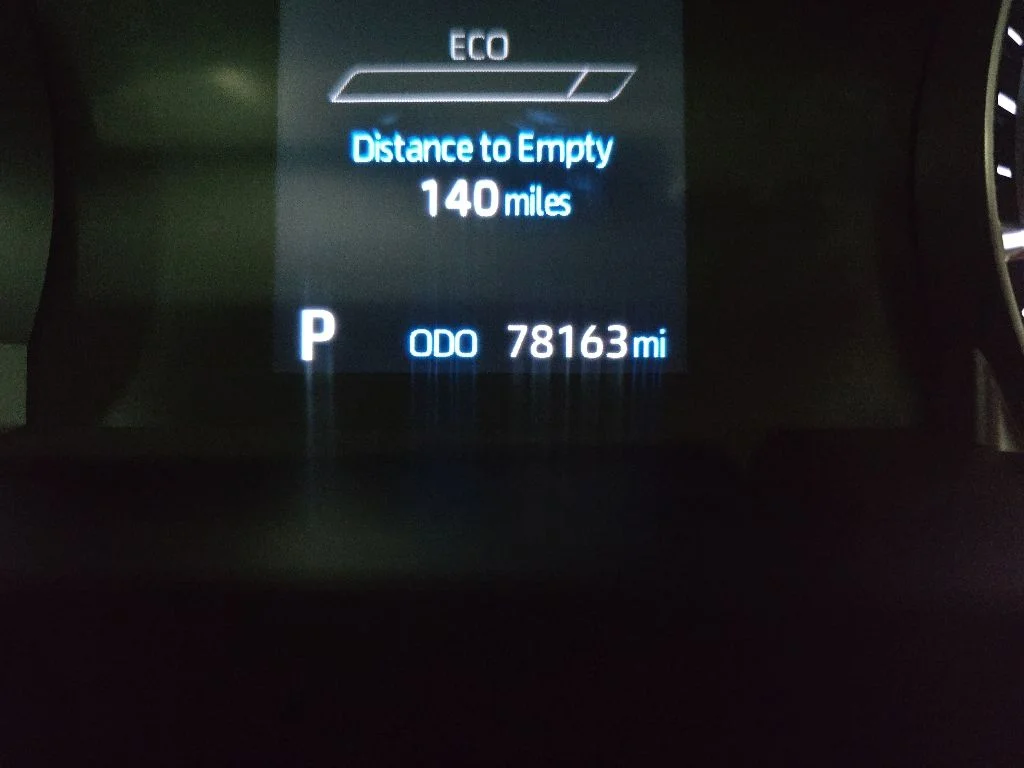 Used 2020 White Toyota L image 22