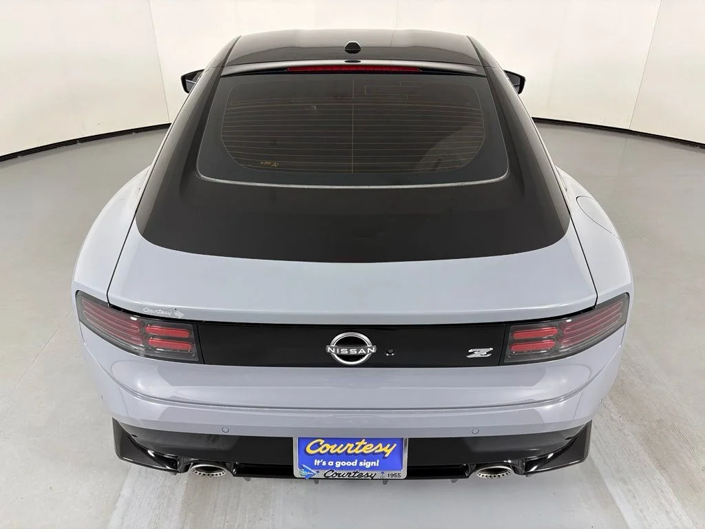 New 2026 Gray Nissan Sport image 8