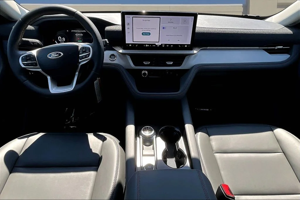 New 2026 Carbonized Gray Metallic Ford Active image 5