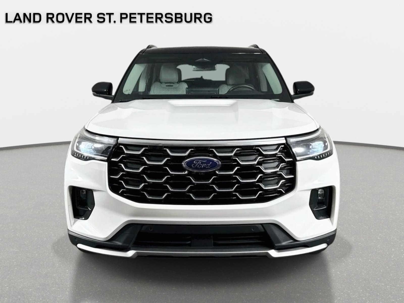 Used 2025 White Metallic Ford Platinum image 2