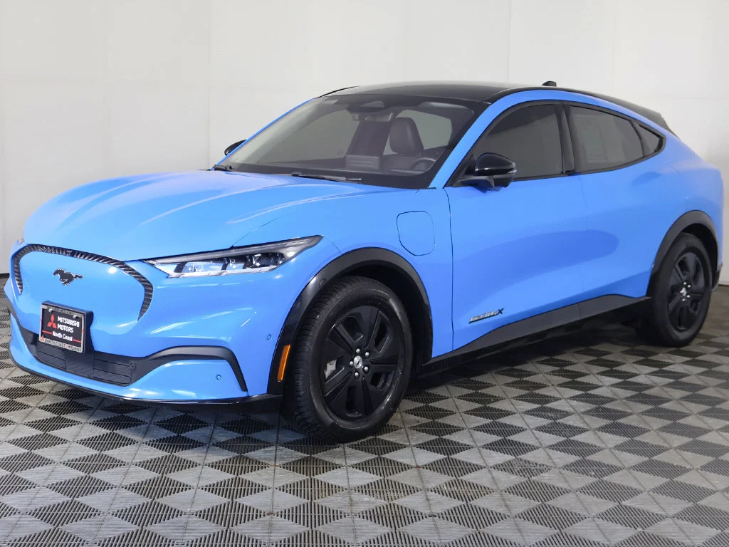 Used 2023 Grabber Blue Ford California Route 1 image 12