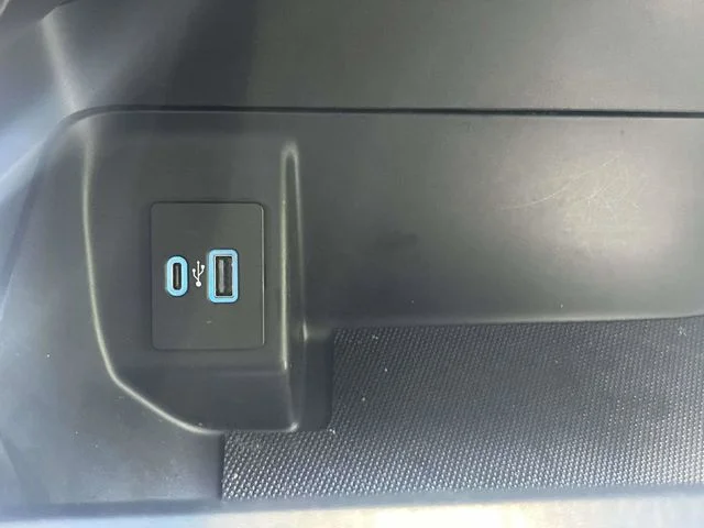 Used 2023 White Ford XL image 31