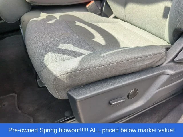 Used 2025 Gray Ford XLT image 23
