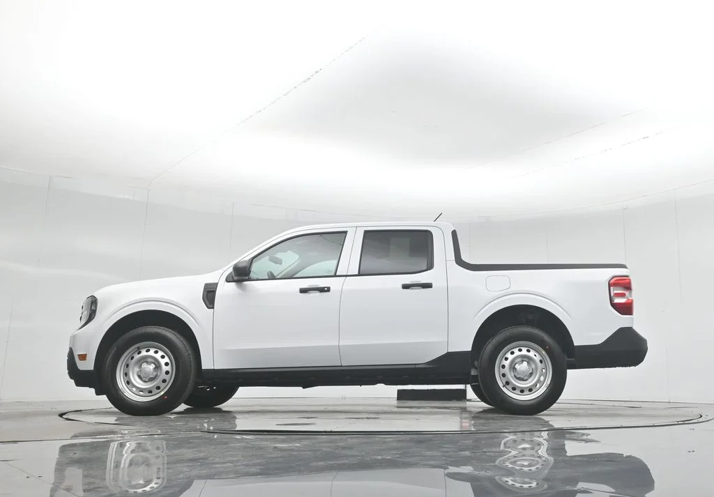 New 2026 Oxford White Ford XL image 49
