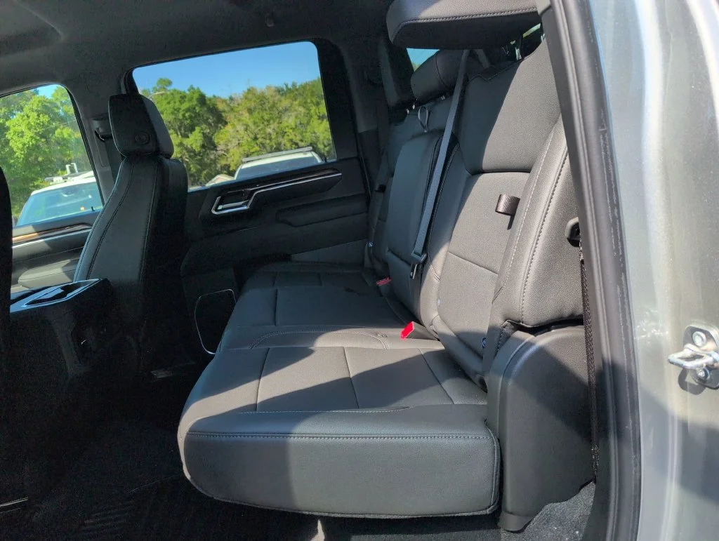 New 2026 Sterling Gray Metallic Chevrolet LT image 25
