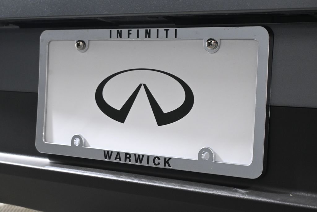 New 2027 GRAPHITE SHADOW INFINITI Luxe AWD image 14