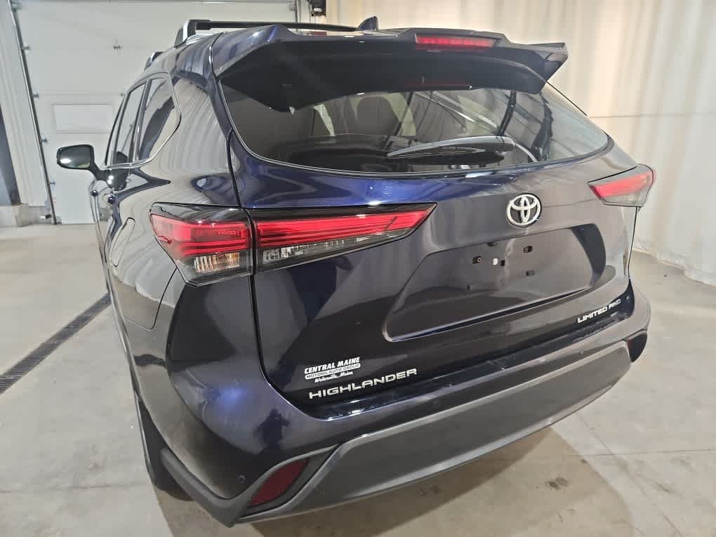Used 2023 Blueprint Toyota Limited image 5