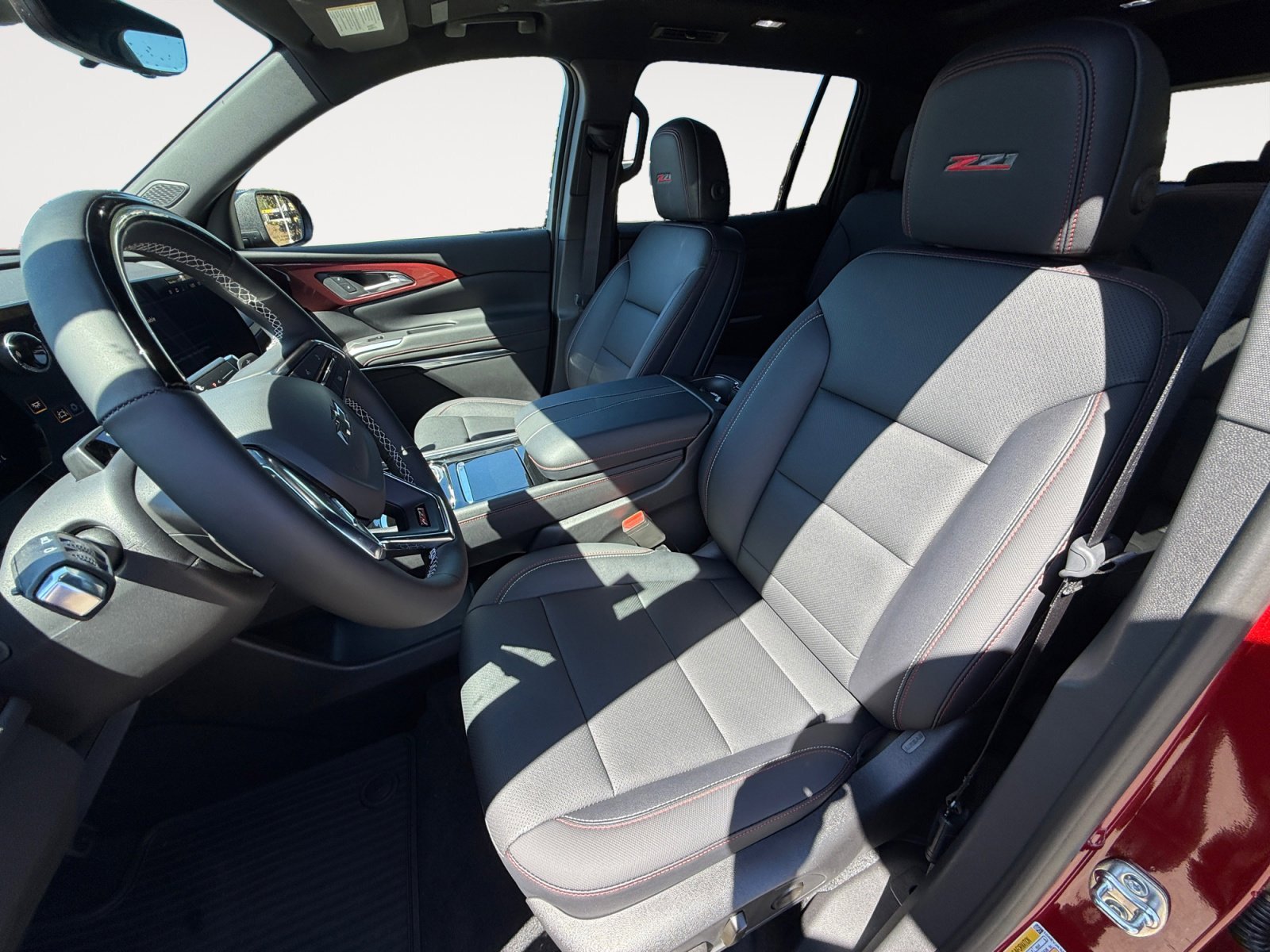 2026 Chevrolet Traverse Z71 - Photo 10