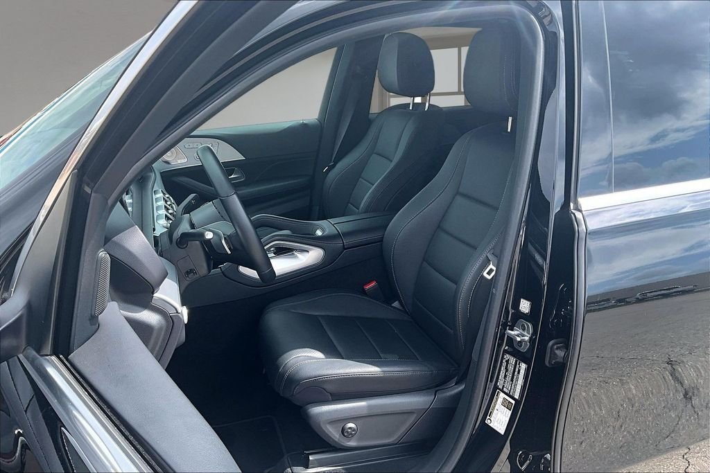 Used 2025 Black Mercedes-Benz GLE 350 image 26