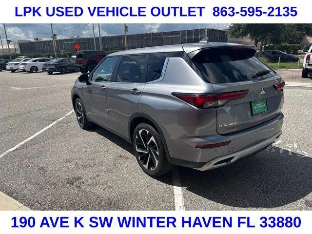Used 2024  Mitsubishi SE image 5