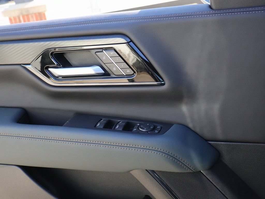 2026 GMC Yukon XL AT4 - Photo 48