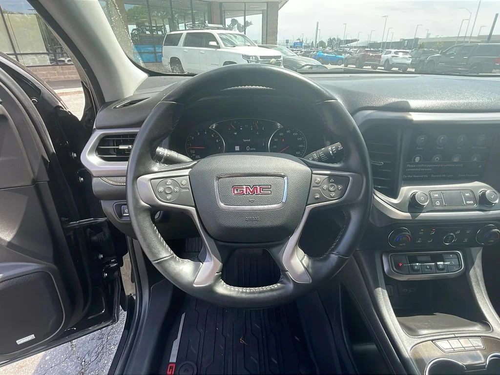 Used 2021 Ebony Twilight Metallic GMC AT4 image 15