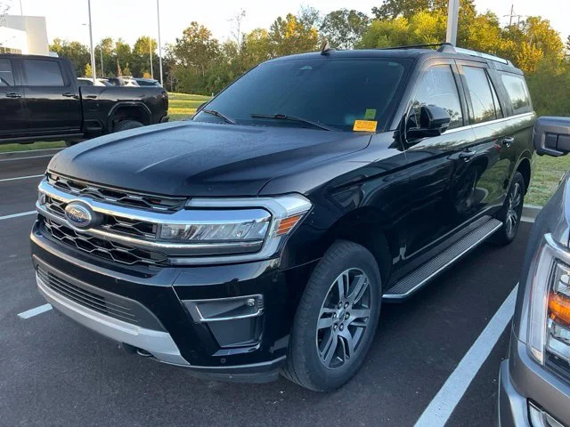 Used 2023 Black Metallic Ford Limited image 3
