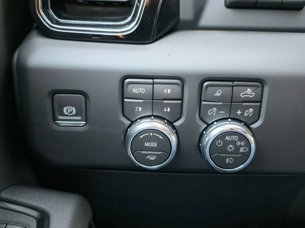 New 2026 Onyx Black GMC AT4 image 19