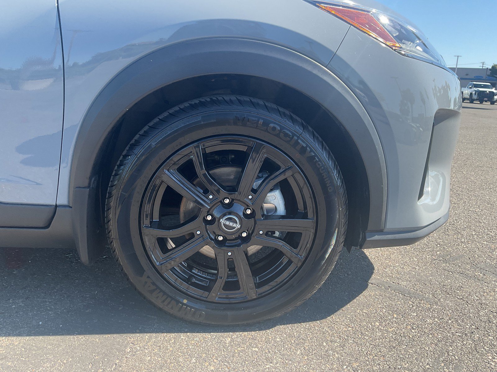 Used 2022 Boulder Gray Pearl Nissan SR image 11