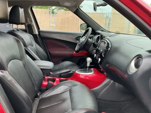 Used 2015 Red Nissan SL image 26