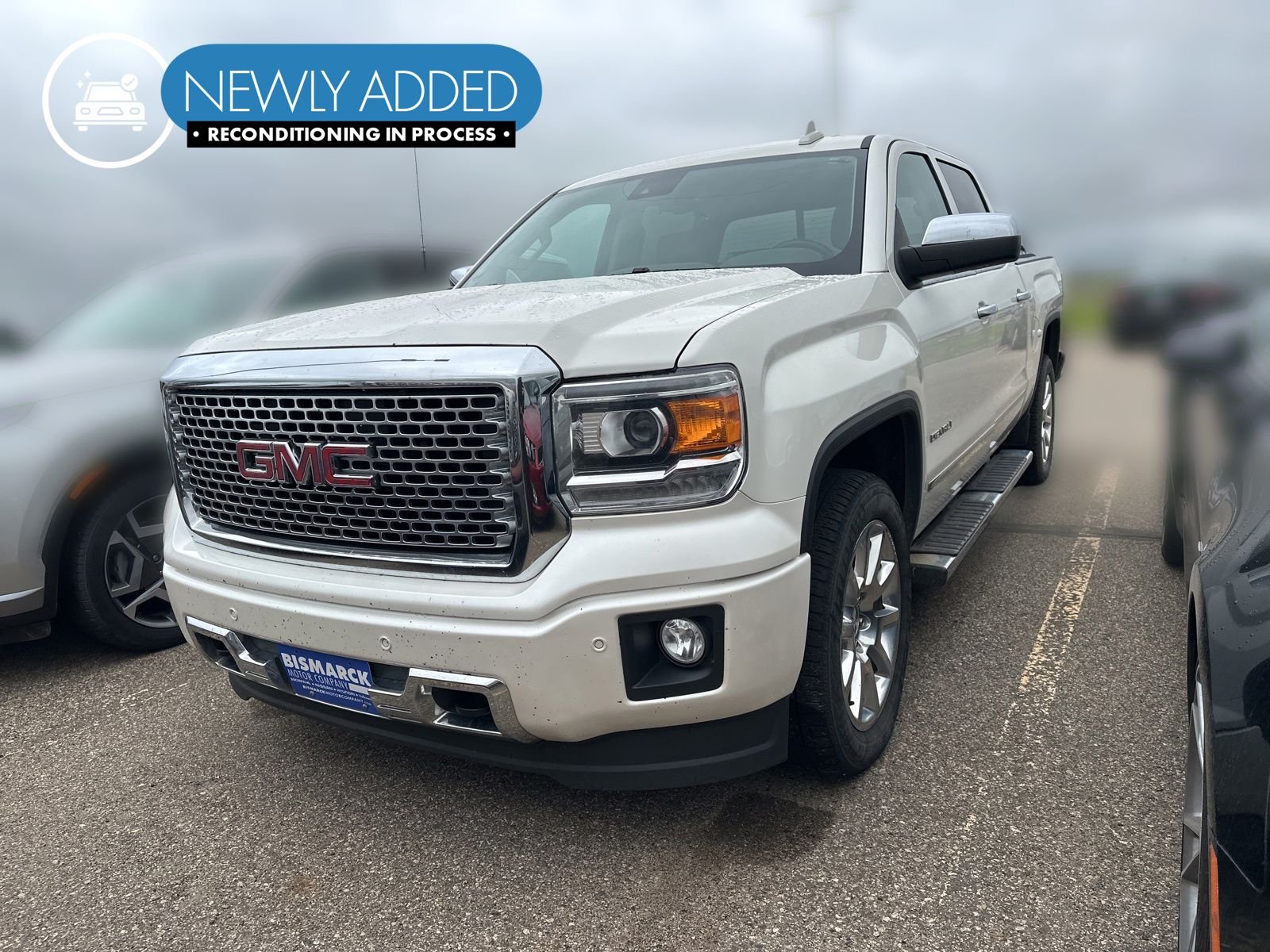 2015 GMC Sierra 4WD Crew Cab Short Box's photo