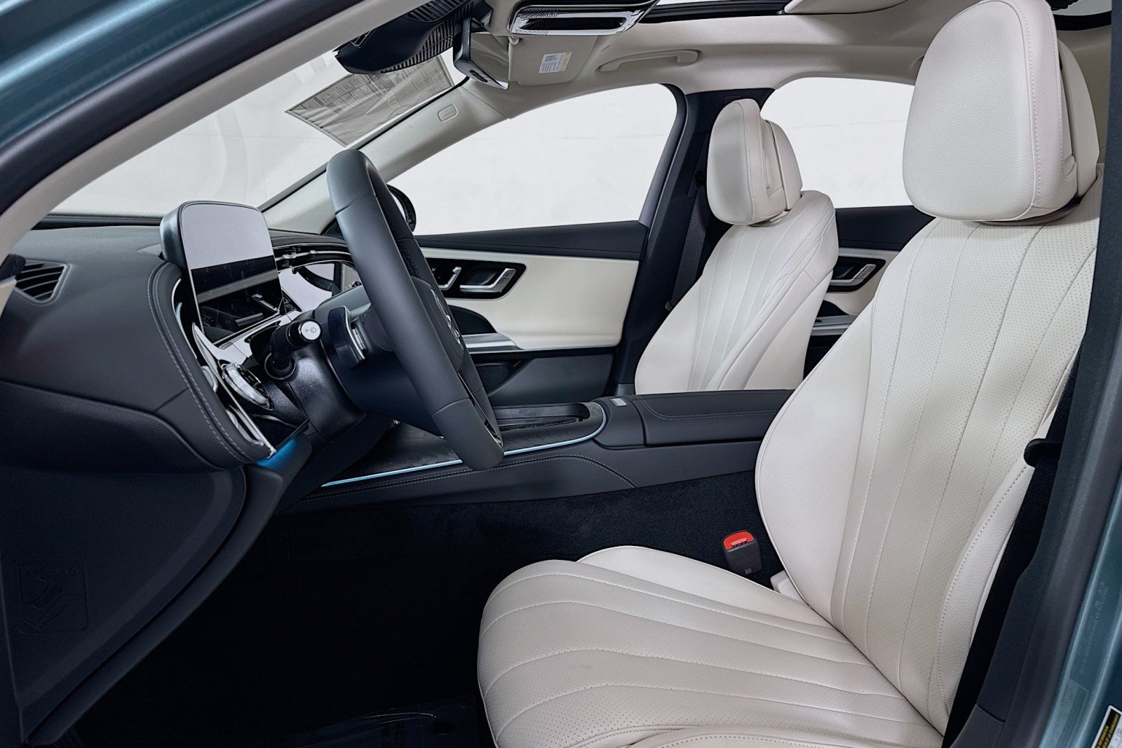 New 2026 Verde Silver Metallic Mercedes-Benz E 450 4MATIC® Sedan image 16