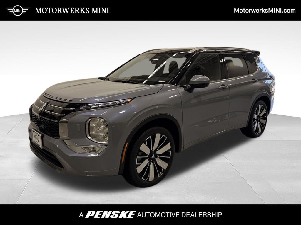 Pre-Owned 2025 Mitsubishi Outlander 4D Sport Utility in Golden