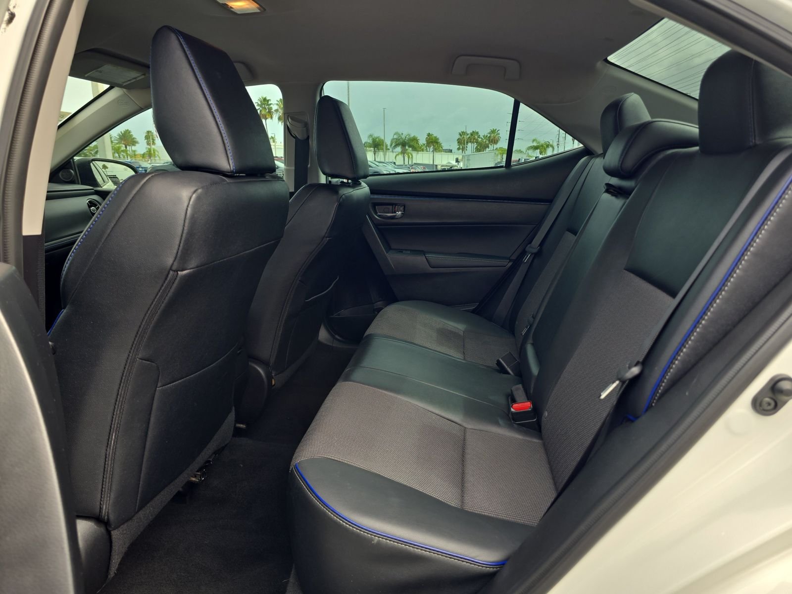 Used 2017 White Toyota SE image 13