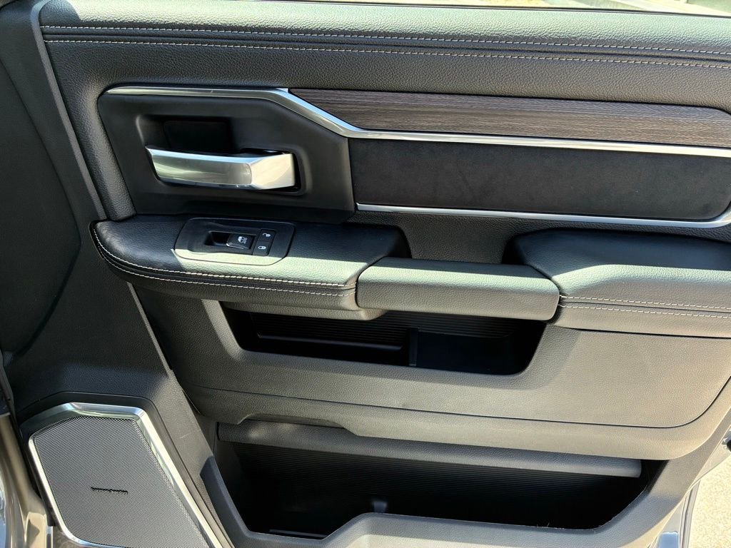 New 2026 Ceramic Gray Clear-Coat Exterior Paint RAM Laramie image 34